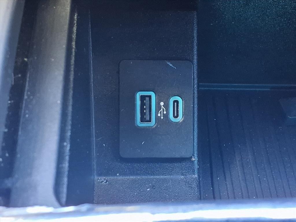 Ford Expedition XLT 2021