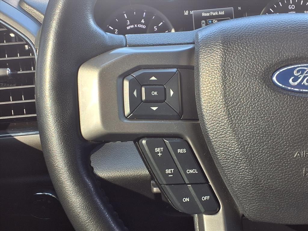 Ford Expedition XLT 2021