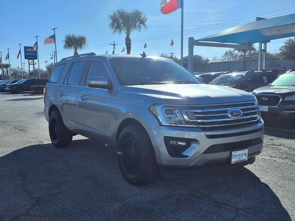 Ford Expedition XLT 2021