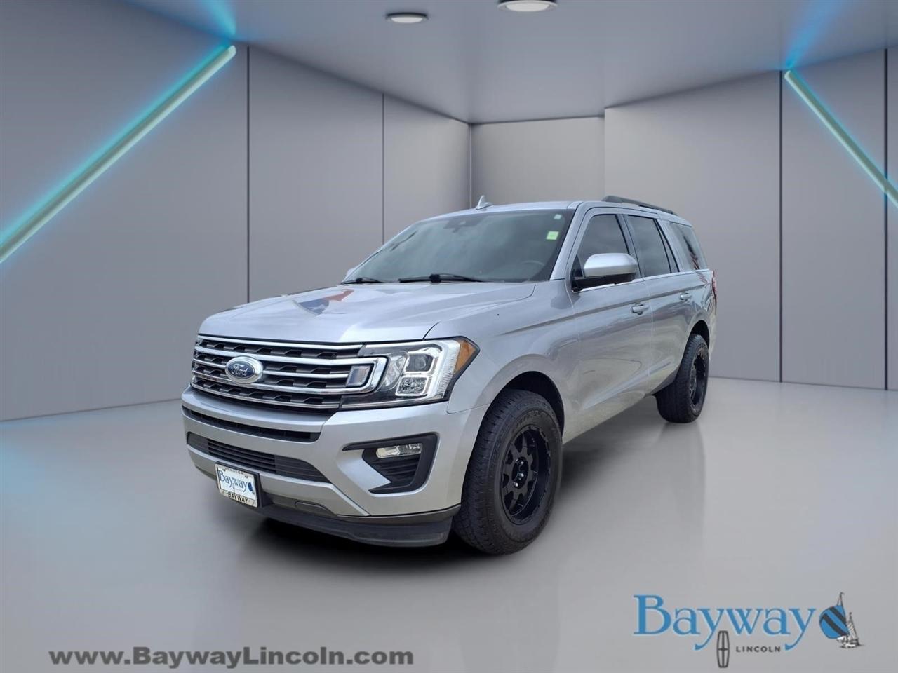 Ford Expedition XLT 2021