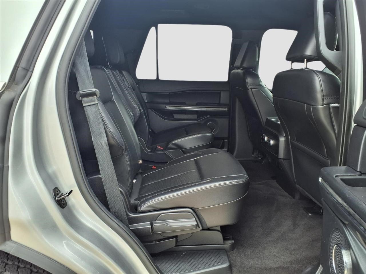 Ford Expedition XLT 2021