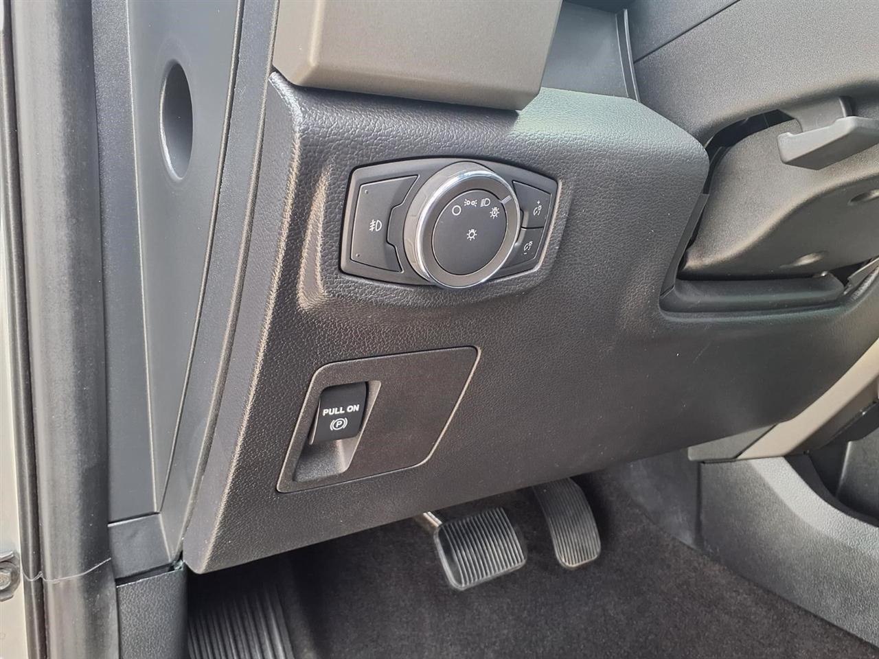 Ford Expedition XLT 2021