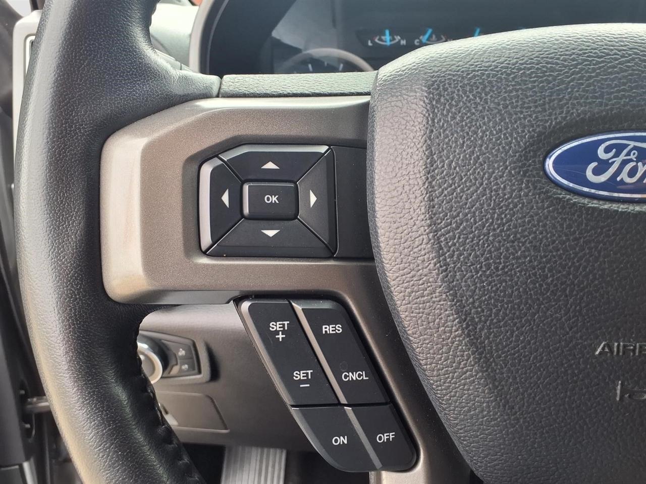 Ford Expedition XLT 2021