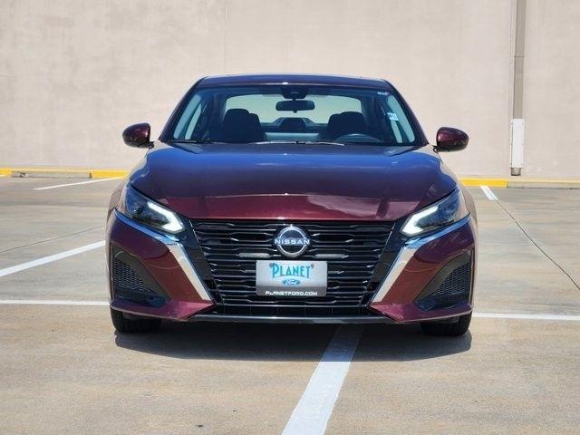 Nissan Altima 2.5 SV 2024
