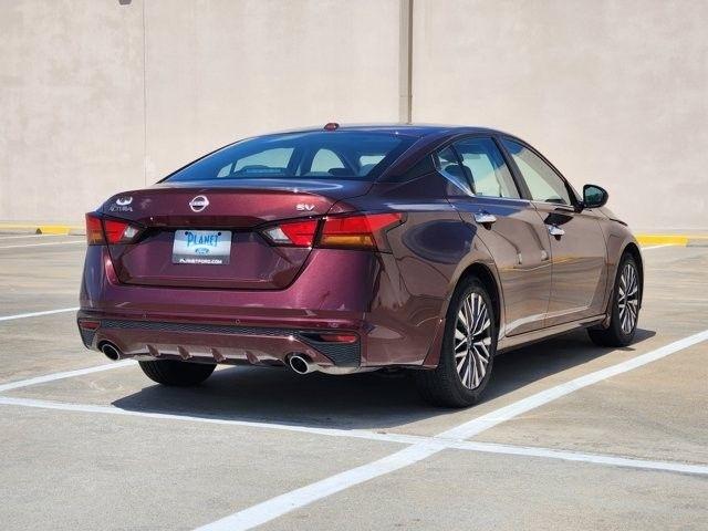 Nissan Altima 2.5 SV 2024