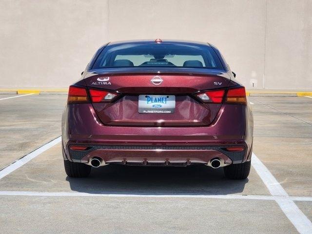 Nissan Altima 2.5 SV 2024