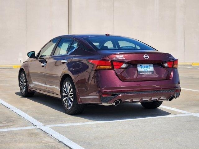 Nissan Altima 2.5 SV 2024