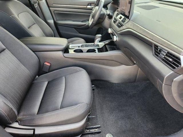 Nissan Altima 2.5 SV 2024