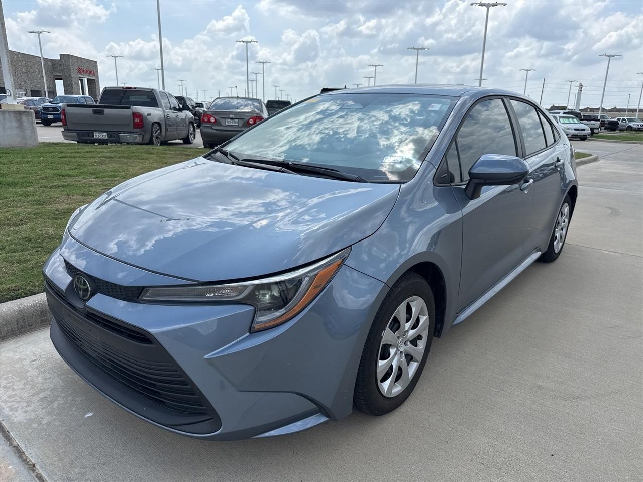 Toyota Corolla LE 2025