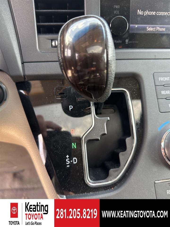 Toyota Sienna Limited FWD 7-Passsenger V6 2015