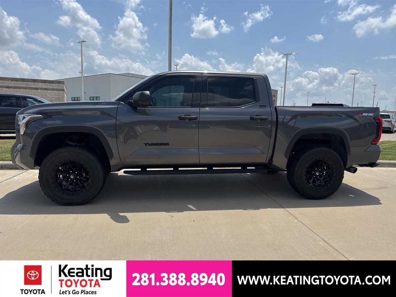 Toyota Tundra SR5 CrewMax 4WD 2023