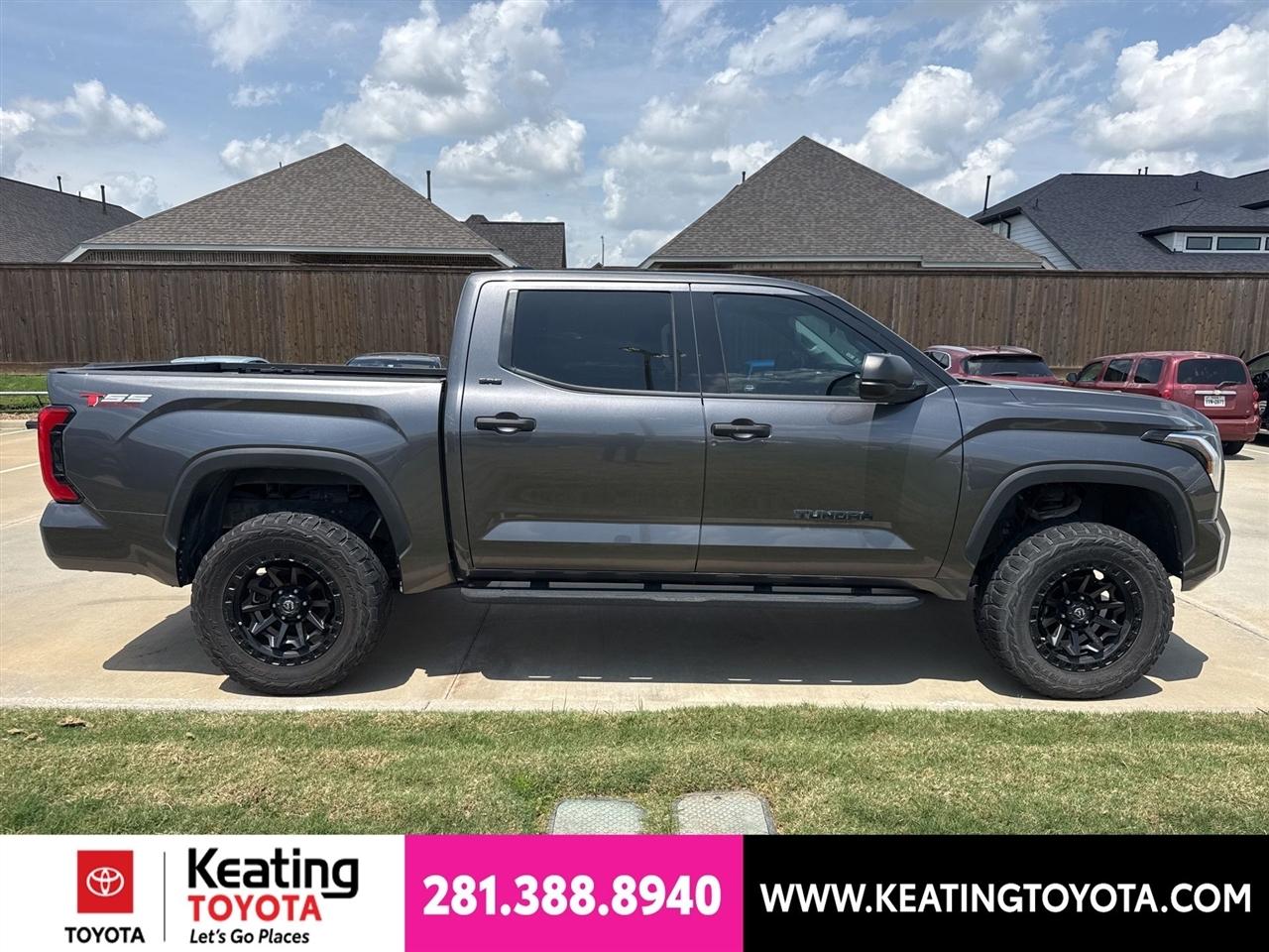 Toyota Tundra SR5 CrewMax 4WD 2023