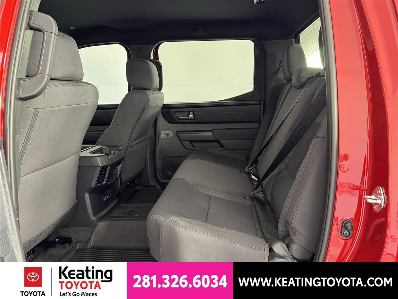 Toyota Tundra SR5 CrewMax 4WD 2026