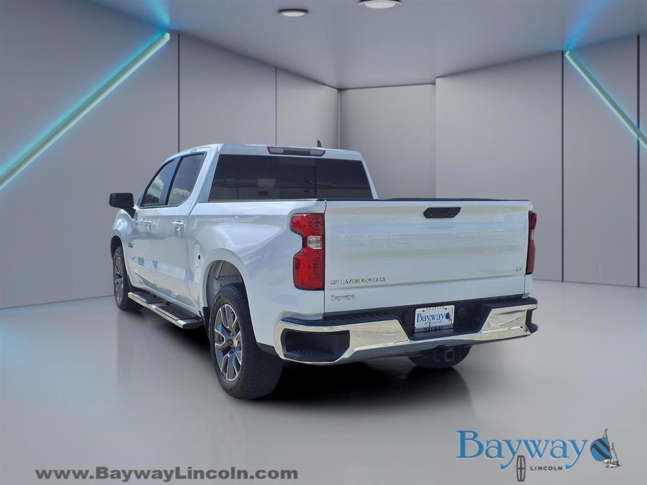 Chevrolet Silverado 1500 LT Crew Cab 2WD 2021