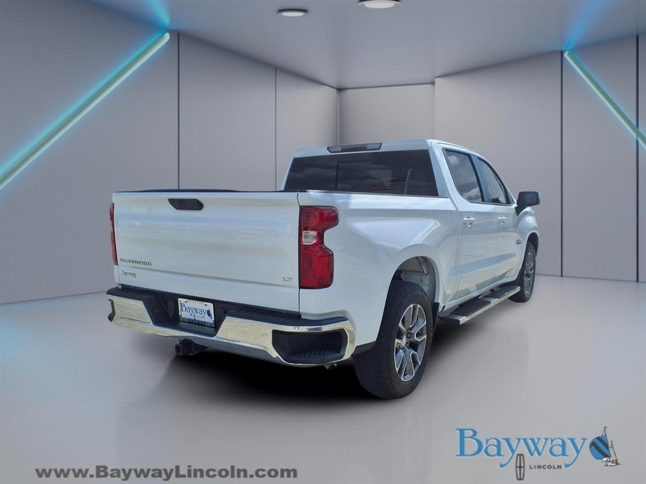 Chevrolet Silverado 1500 LT Crew Cab 2WD 2021