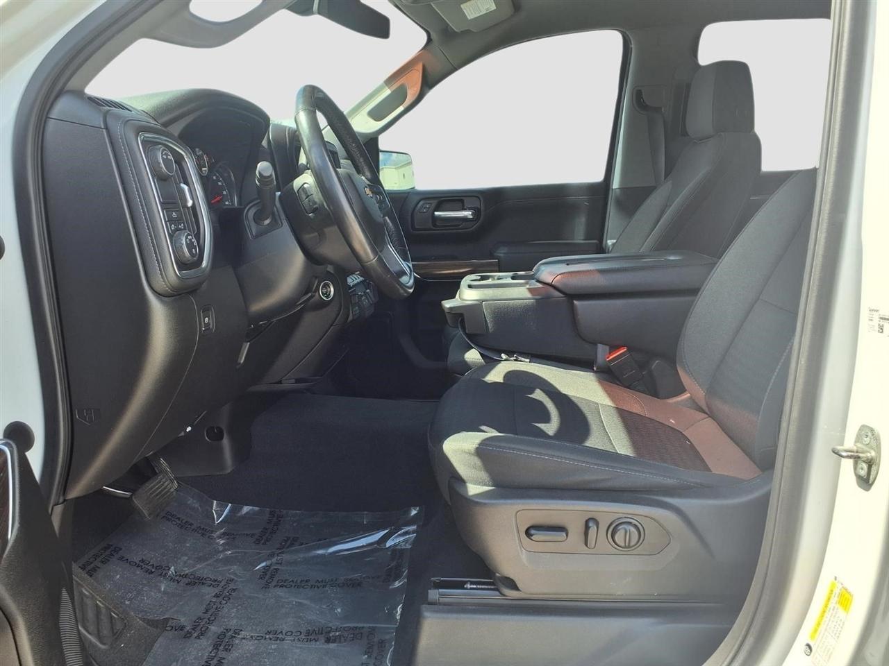 Chevrolet Silverado 1500 LT Crew Cab 2WD 2021