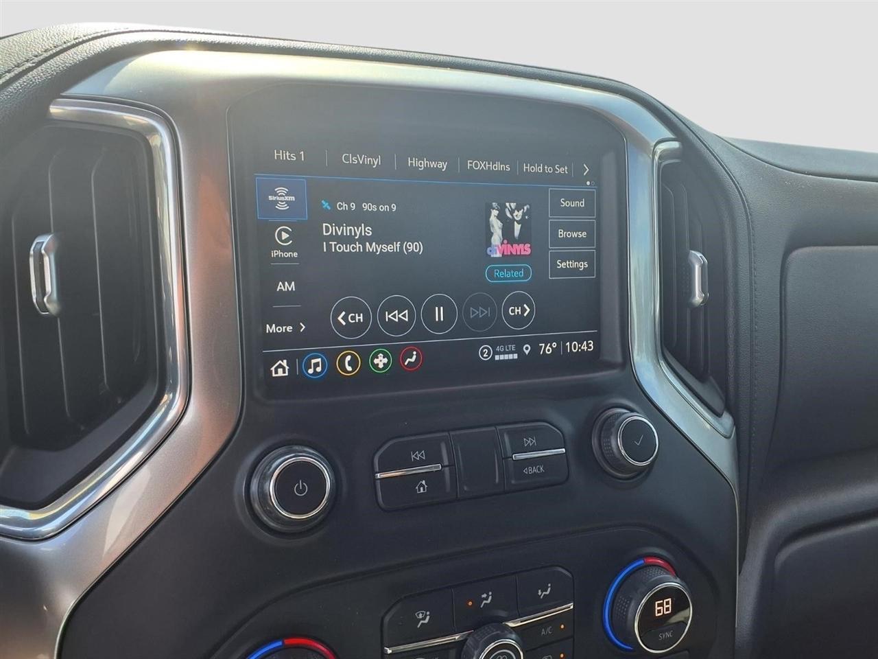 Chevrolet Silverado 1500 LT Crew Cab 2WD 2021