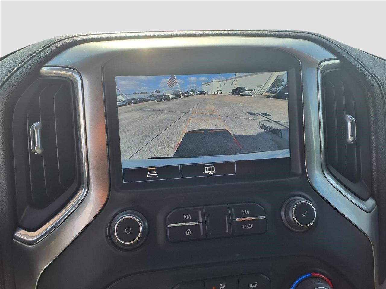 Chevrolet Silverado 1500 LT Crew Cab 2WD 2021