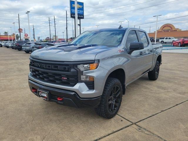 Chevrolet Silverado 1500 Trail Boss Custom Crew Cab 4WD 2024