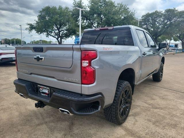 Chevrolet Silverado 1500 Trail Boss Custom Crew Cab 4WD 2024