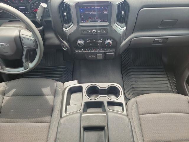 Chevrolet Silverado 1500 Trail Boss Custom Crew Cab 4WD 2024