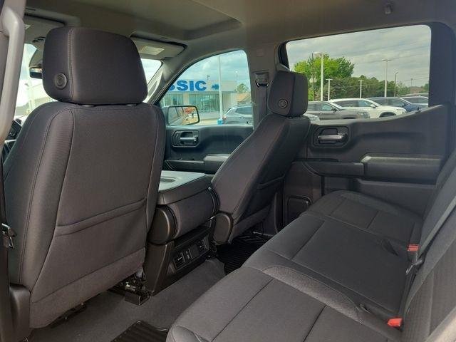 Chevrolet Silverado 1500 Trail Boss Custom Crew Cab 4WD 2024