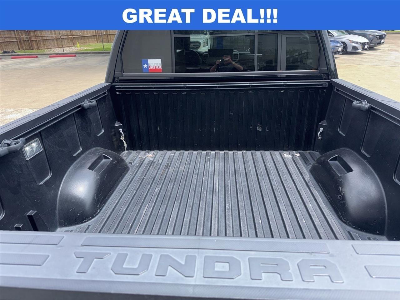 Toyota Tundra Limited CrewMax 2WD Hybrid 2022