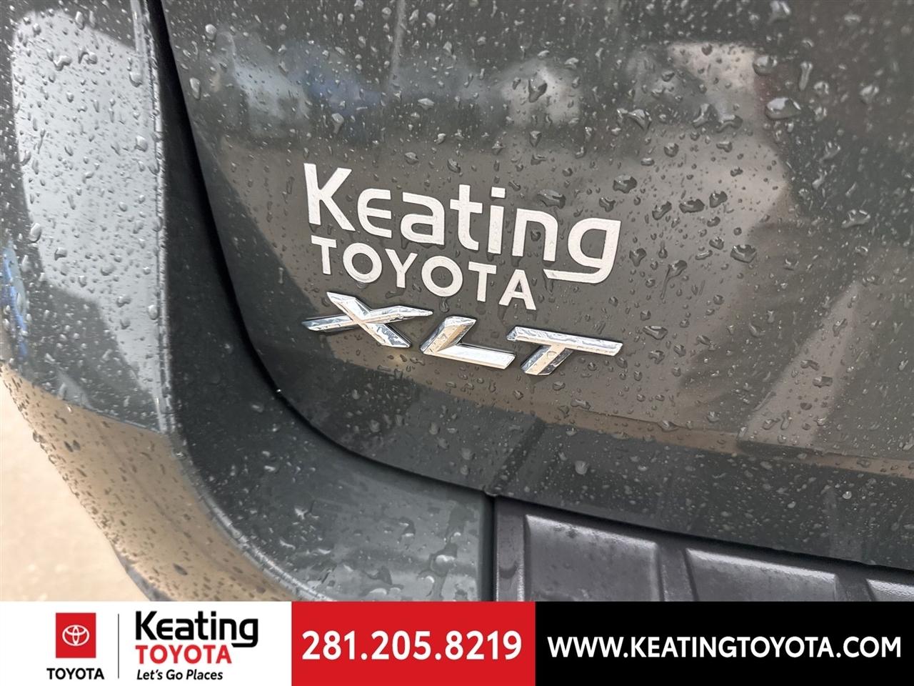 Ford Explorer XLT 2022
