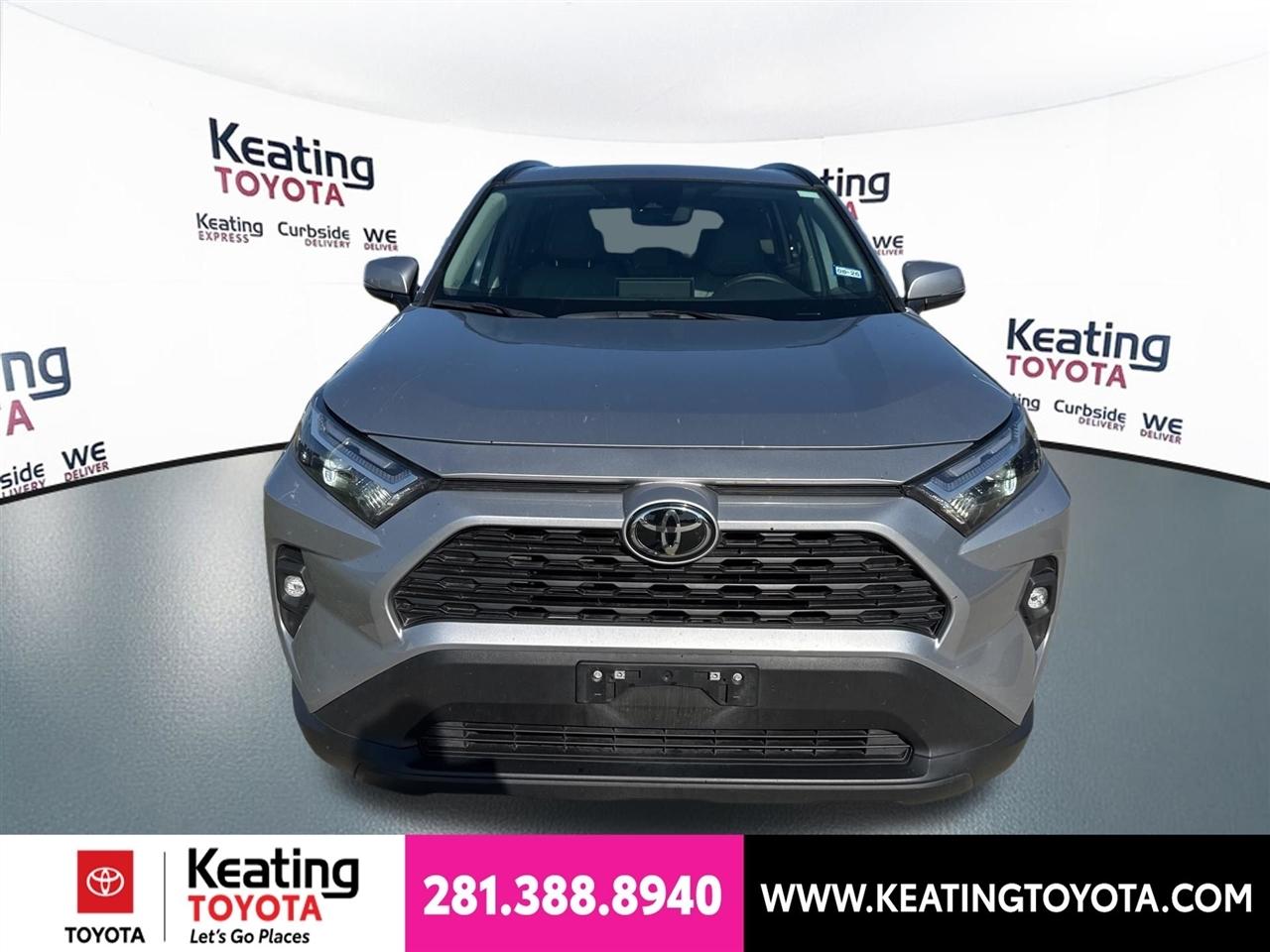 Toyota RAV4 XLE Premium 2024