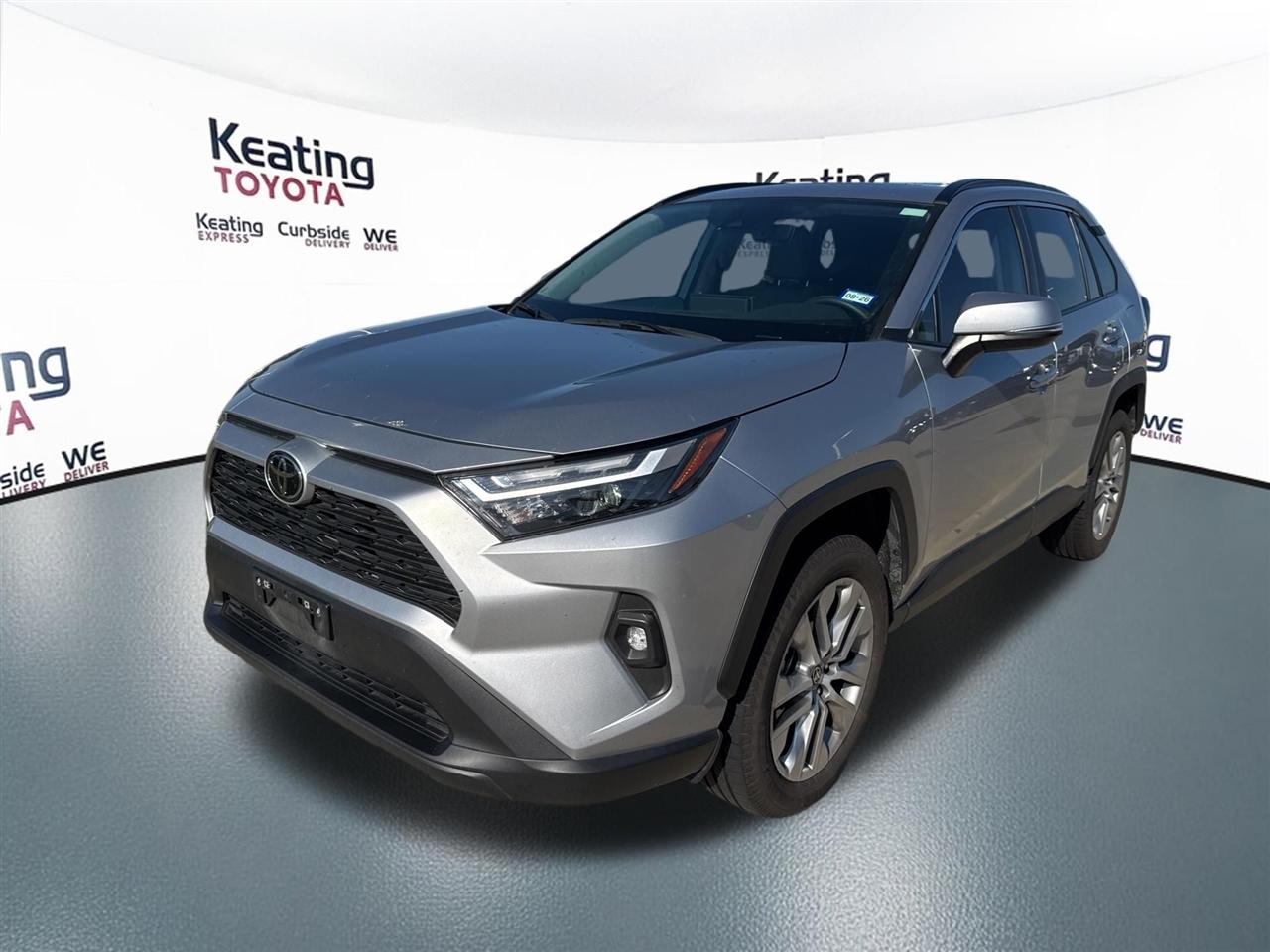Toyota RAV4 XLE Premium 2024