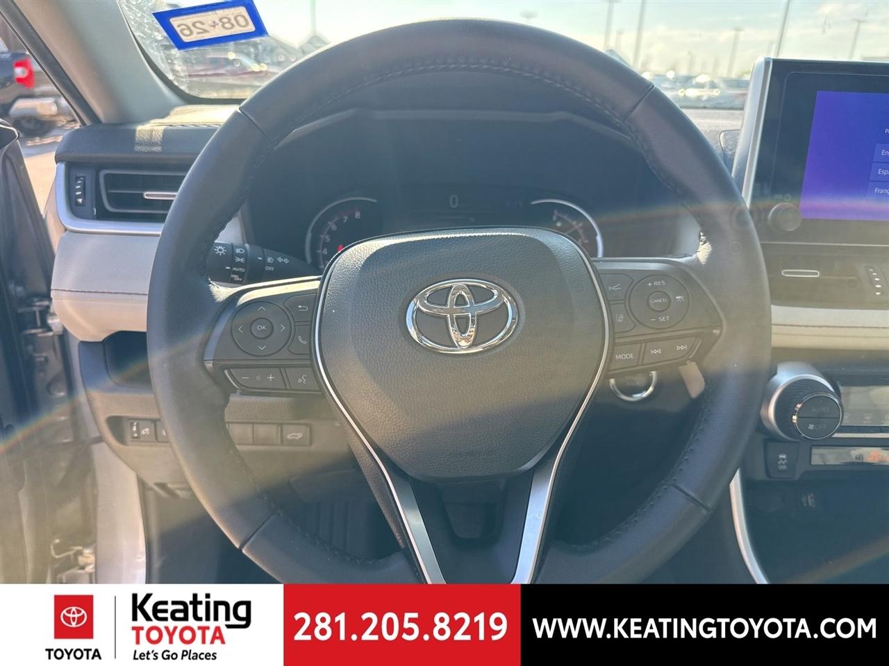 Toyota RAV4 XLE Premium 2024