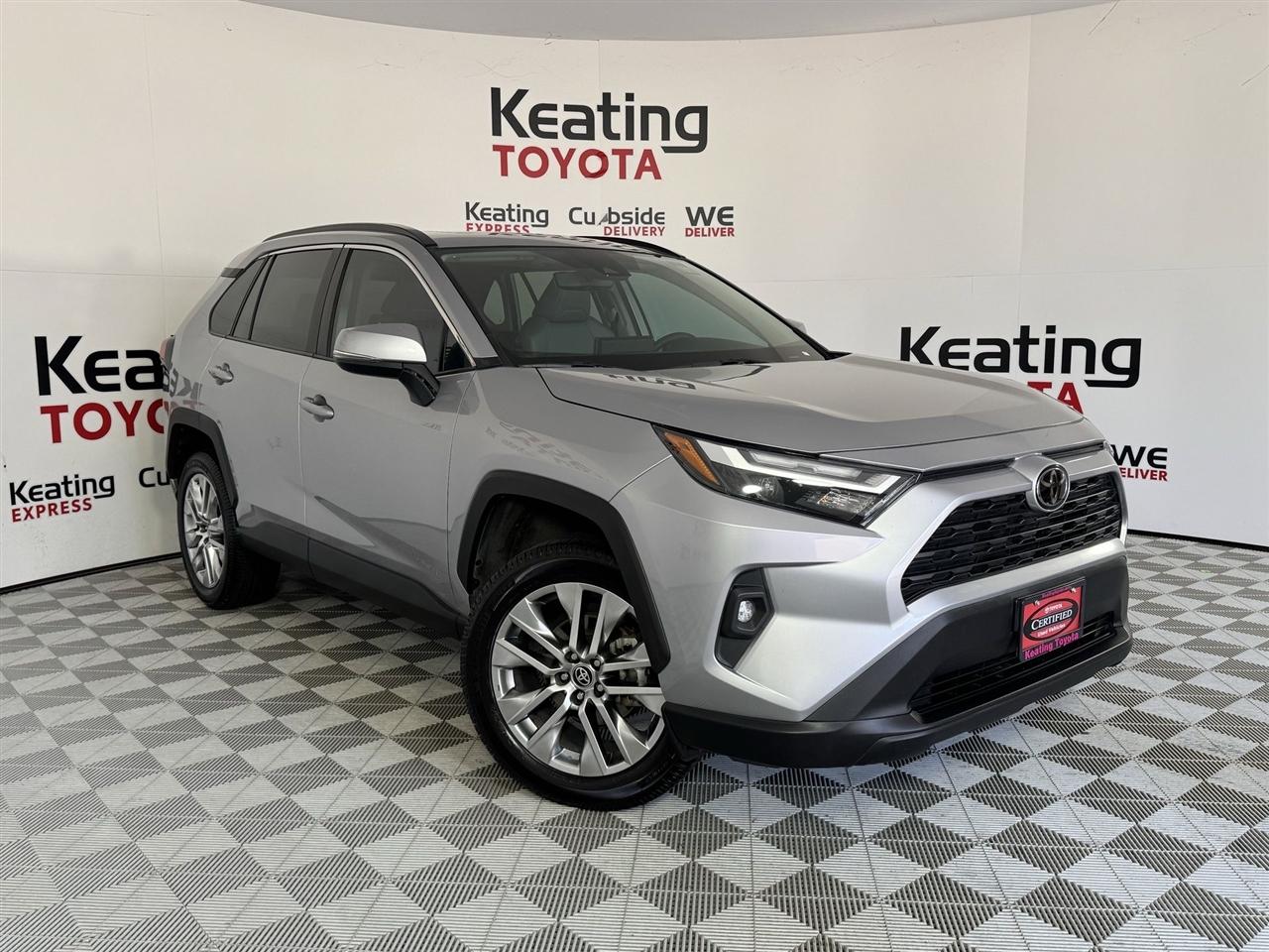 Toyota RAV4 XLE Premium 2024