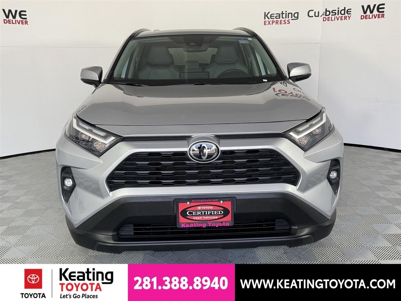 Toyota RAV4 XLE Premium 2024