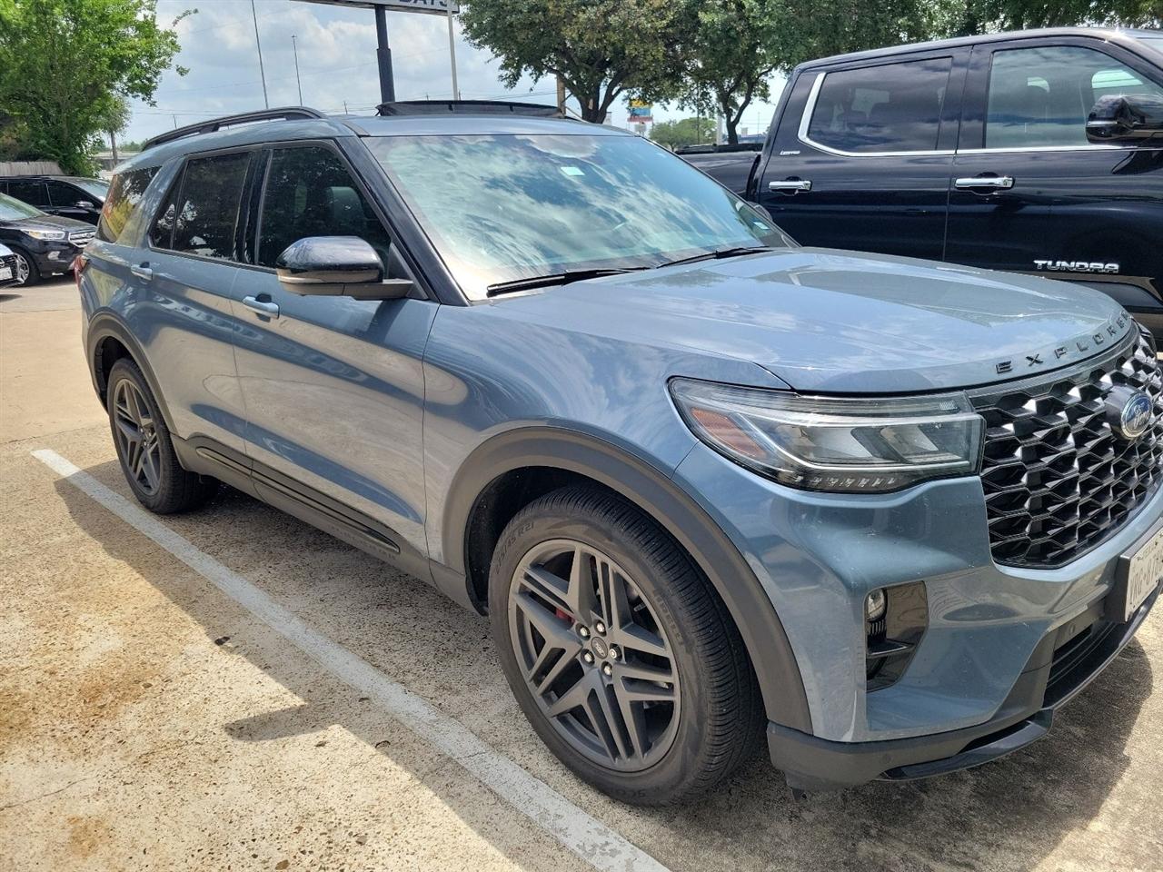 Ford Explorer ST AWD 2025