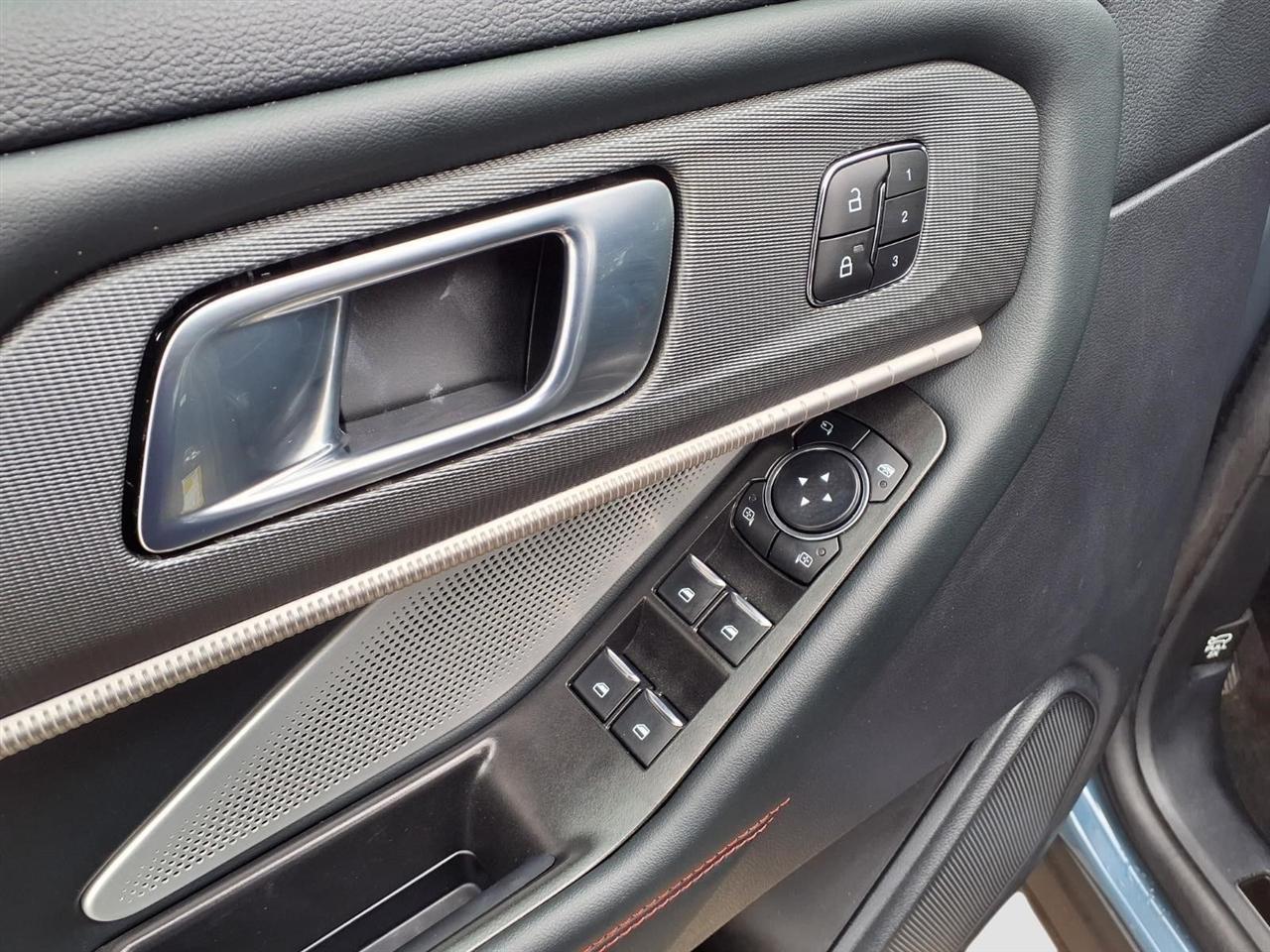 Ford Explorer ST AWD 2025