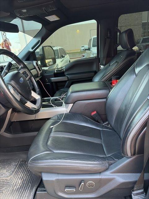 Ford F-250 SD Platinum Crew Cab 4WD 2021