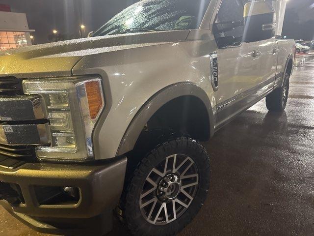 Ford F-250 SD King Ranch Crew Cab 4WD 2018
