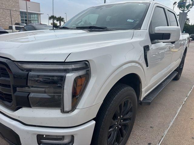 Ford F-150 Lariat SuperCrew 4WD 2024