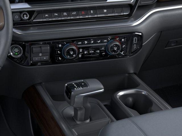 Chevrolet Silverado 1500 High Country Crew Cab 4WD 2026