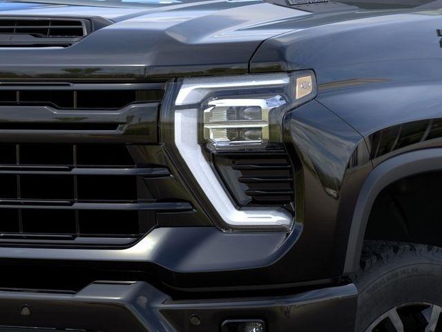Chevrolet Silverado 2500HD LTZ Crew Cab Long Box 4WD 2026