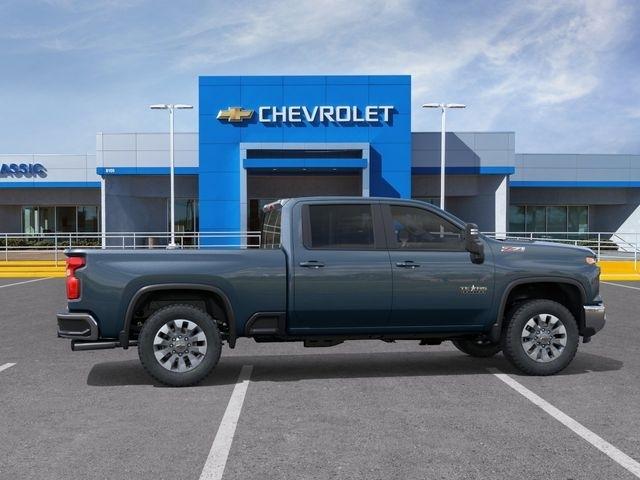 Chevrolet Silverado 2500HD LT Crew Cab Long Box 4WD 2026