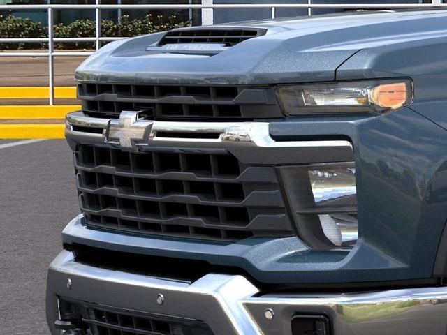 Chevrolet Silverado 2500HD LT Crew Cab Long Box 4WD 2026