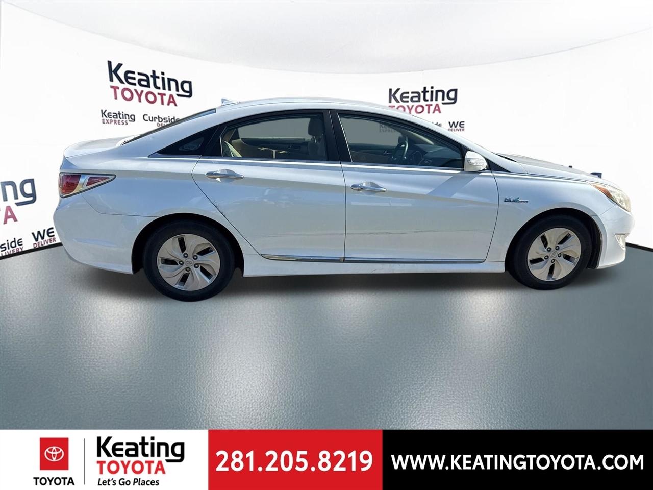 Hyundai Sonata Hybrid Sedan 2014