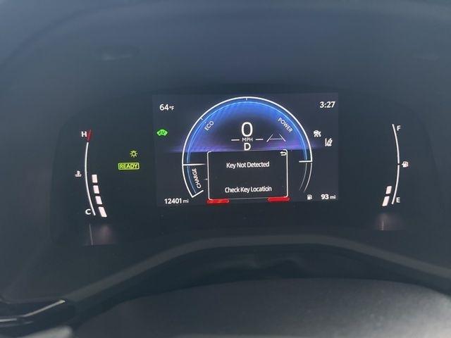 Toyota Camry Hybrid XLE 2026