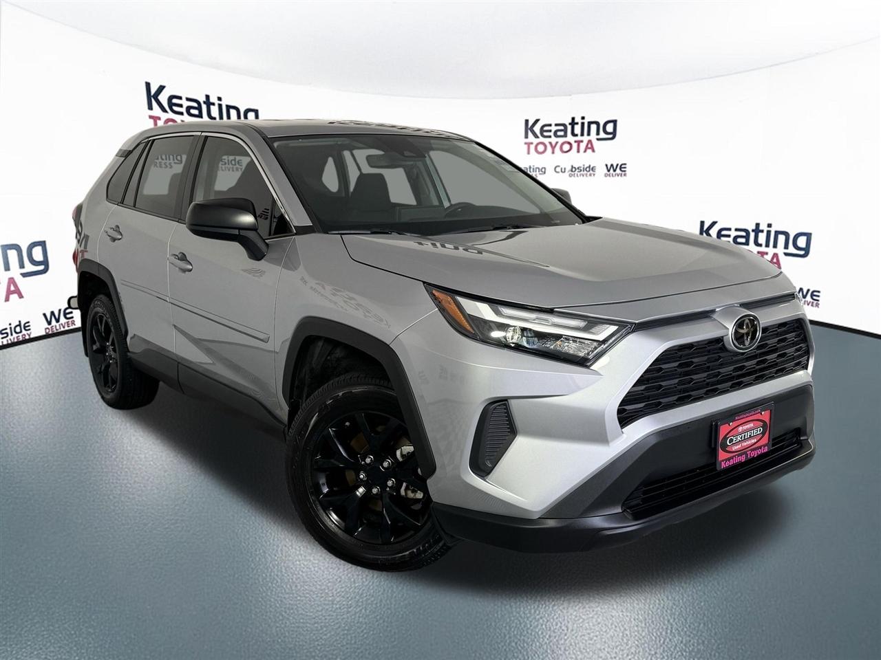 Toyota RAV4 LE 2025