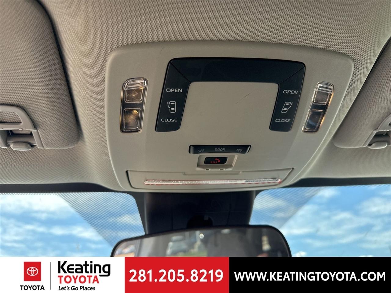 Toyota Sienna LE 8-Passenger 2021