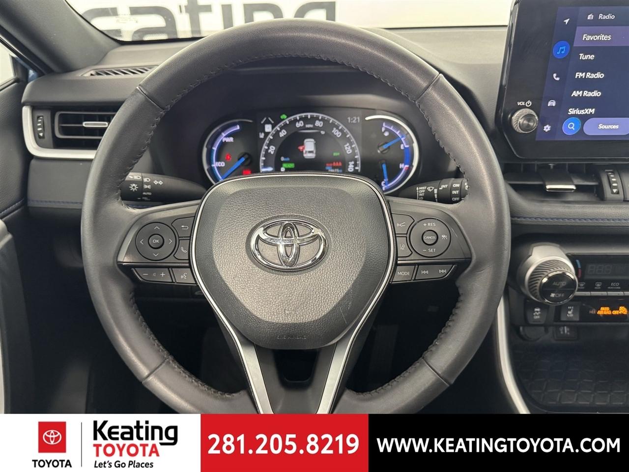 Toyota RAV4 Hybrid XSE 2025
