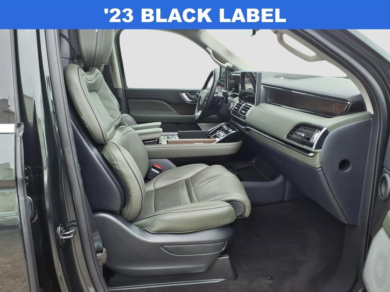 Lincoln Navigator Black Label 4WD 2023