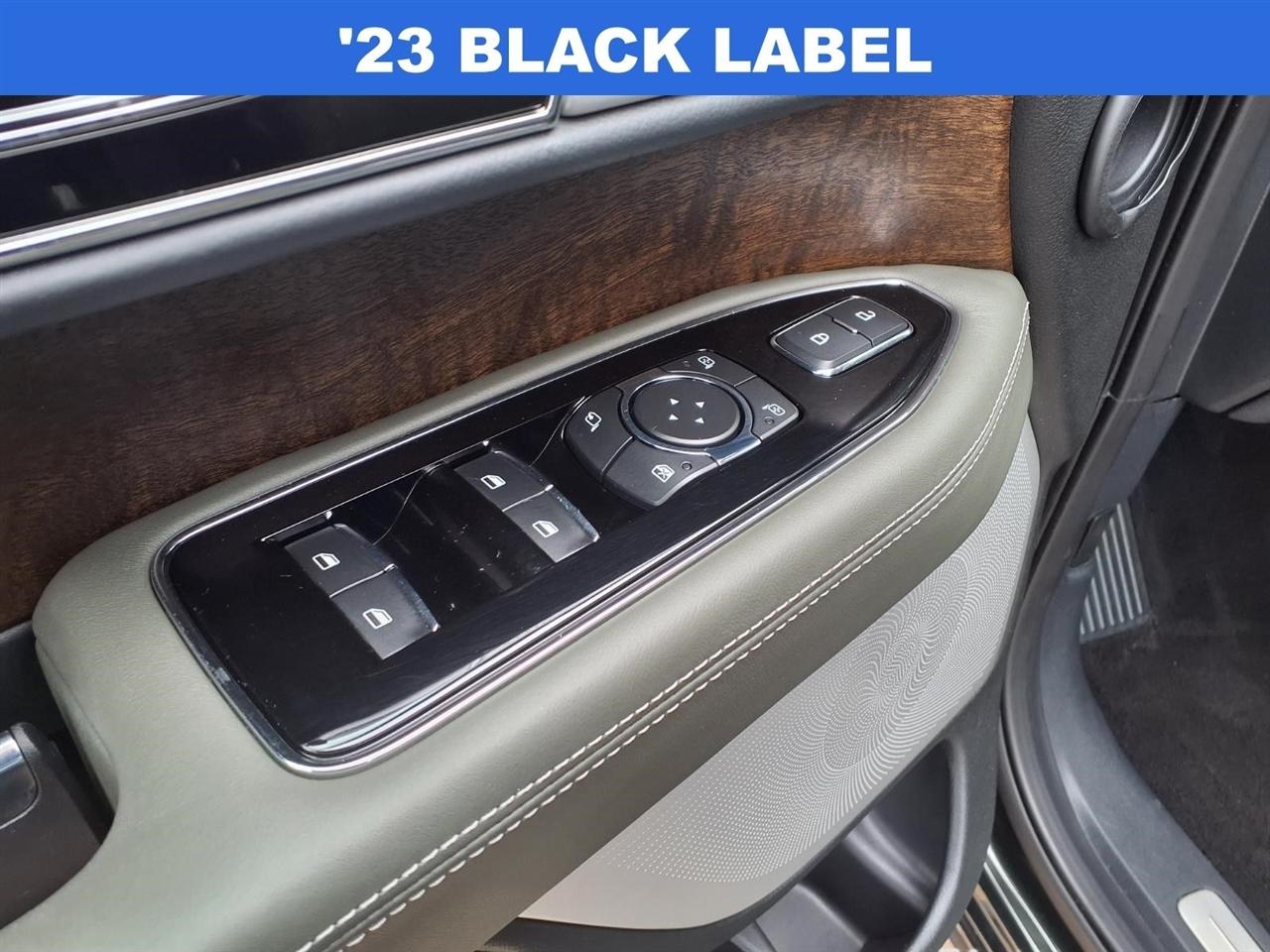 Lincoln Navigator Black Label 4WD 2023