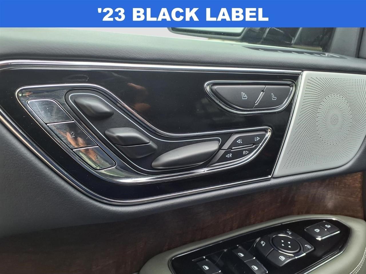 Lincoln Navigator Black Label 4WD 2023